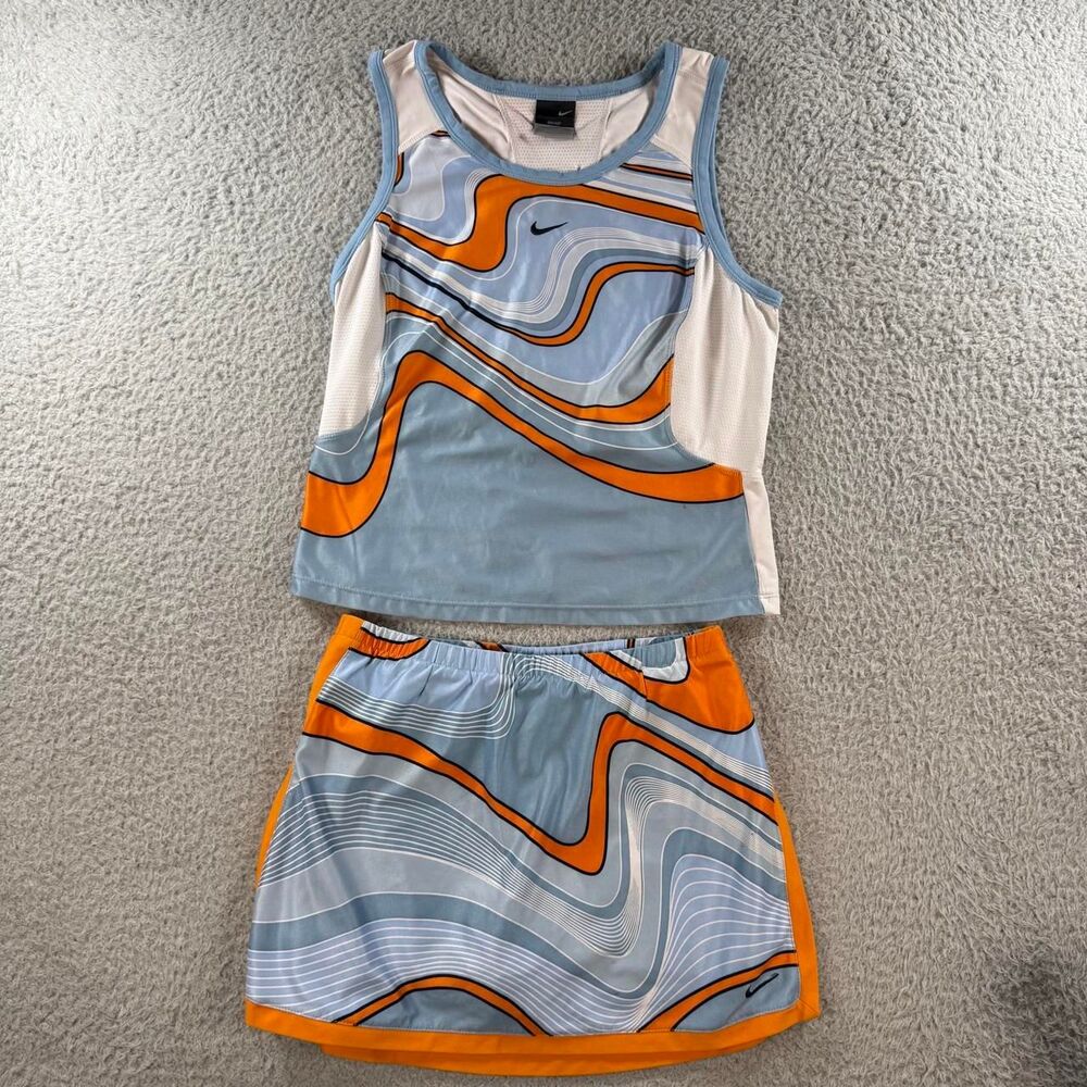 Nike Women's multi Skirt